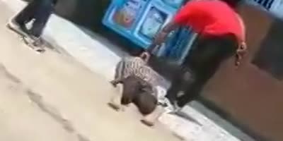 Off Duty Kenyan Cops Abuse Civilian
