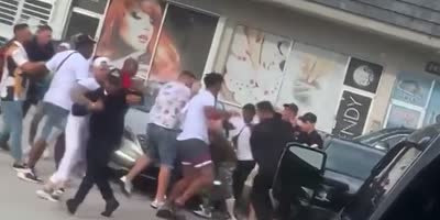 Weird Miami Ppl Fight
