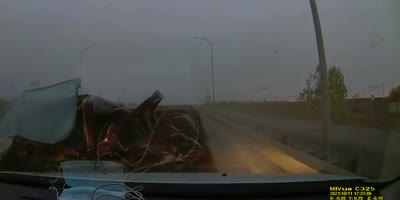 Dashcam Car Driver Is Damn Lucky