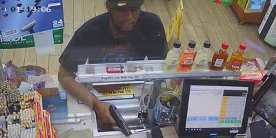 Houston Store Robbed By Two Armed Thugs