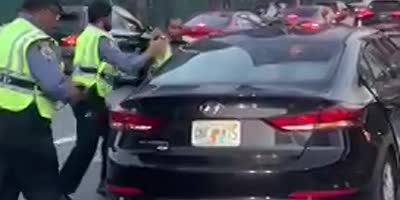 Traffic agents fight driver NY