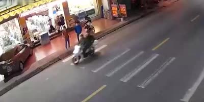 3 Girls 1 Scooter