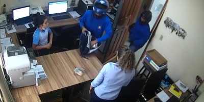 Scared Female Clerks Lock Themselves But Thugs Slam In & Rob Their Office