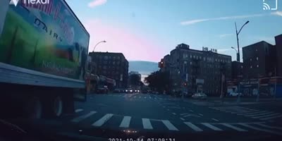 Oblivious pedestrian at intersection