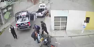 Cops Dont Care About Their Vehices In Mexico