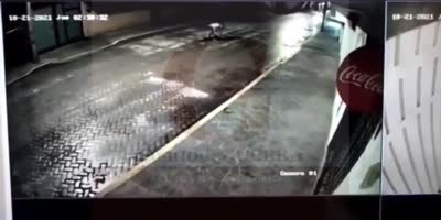Vicious Machete Attack Caught On CCTV