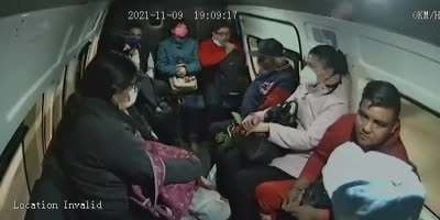 Very Calm Robbery Of Combi Passengers In Mexico