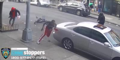 Gunman shoots 2 men brawling with group in Brooklyn