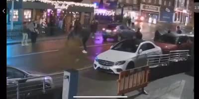 Mass Brawl Outside  A North London Restaurant