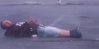 Another Wanker Spotted In LA