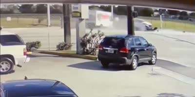 Police Chase Ends With Crash!