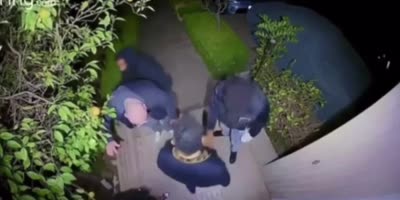 Thugs Wearing Police Jackets Beat & Rob Ppl In LA Area