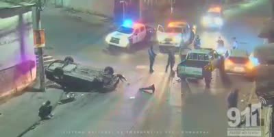 Officers injuried in accident