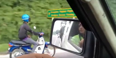 CRAZY: Man masturbates while driving motorcycle