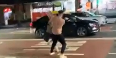 Skater Picks A Fight With Shirtless Dudde In Australia