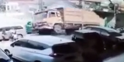 Truck Ruins The Day Of Them All