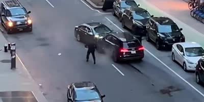 Broad Daylight Carjacking In New York