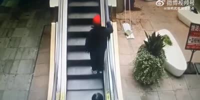 Escalator versus Chinese woman.