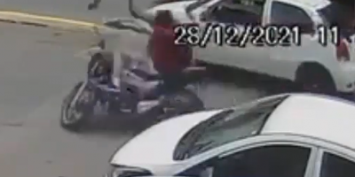 Careless Woman Causes Fatal Motorcycle Accident In Brazil