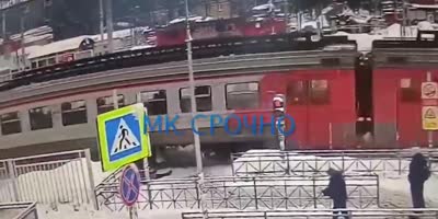Old Moscow Woman Hit By Train
