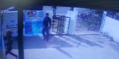 Guard Gets Shot By Bank Robber In India