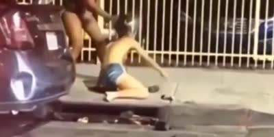 Bottom Naked Girl with Ankle Monitor Fights