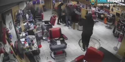 Brazen Trio Steals 150K Worth of  of Jewelry from Man in NY Barbershop