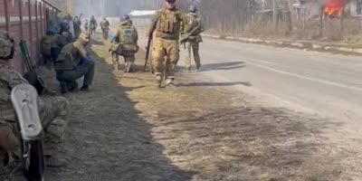 A platoon of US-American volunteers fighting Russian forces in Ukraine today.