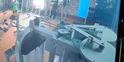 Woman Passes Away Of Heart Attack In The Gym In India