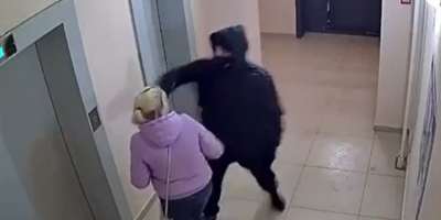 27YO WomaPunched In THe Face & Robbed In Russia