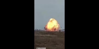 The fall of the downed Ukrainian attack aircraft Su-25