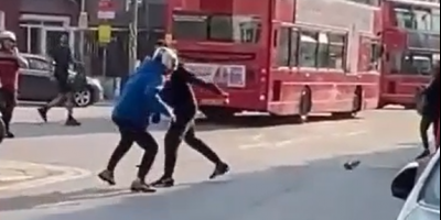 Londoner Gets Stabbed By Motorcycle Thief
