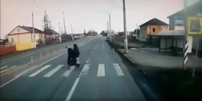 Drunk driver smashed into two women on crosswalk(R)