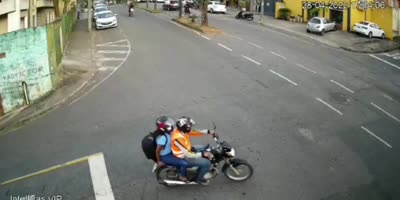 Brazil - Motorcycle accident in the Amazon neighborhood in Itabira
