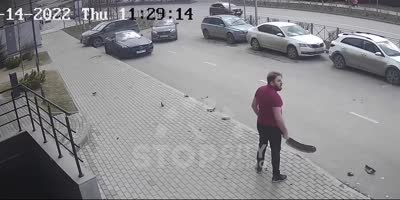 Man with machete in Russian Kazan