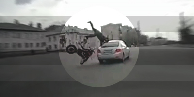 Leg-Breaking Motorcycle Wreck in Russia