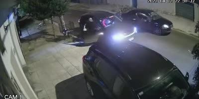 Man Carjacked By Nervous Thugs In Argentina