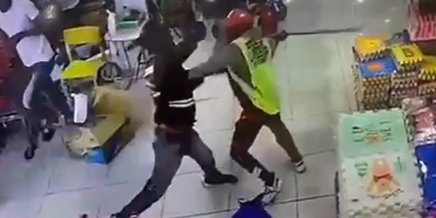 Machete Fight In Dominican Store