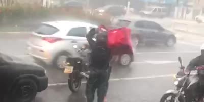 Rainy Day Road Rage Battle In Brazil