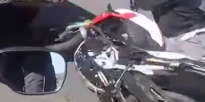 Inattentive biker