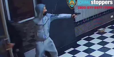 Deliveryman Beaten & Robbed at Gunpoint in Manhattan