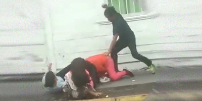 Gang Ruthlessly Stab Girl over a Cellphone