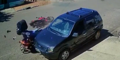 Brazil - Mato Grosso > Motorcyclist invades preferential and causes accident.