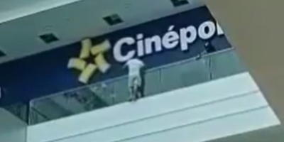 Man Falls In Shopping Mall In Belém, Brazil