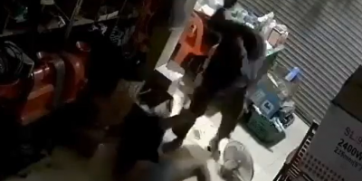 Store Owner Gets Hammered By Brazen Robber