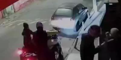 POS Punches OG During Robbery In Brazil