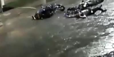 Motorcycle Crash(R)