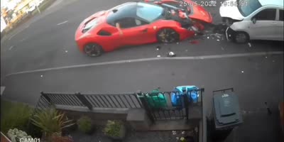 UK: Ferrari SF90 Stradale Crashes Into 5 Parked Cars