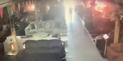 Arsonist Sets Oakland Furniture Store On Fire