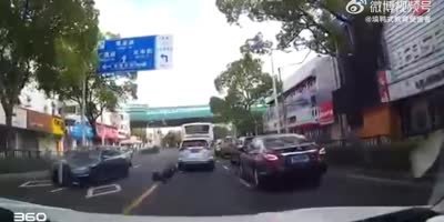 Chinese Pedestrians Are Reckless Too